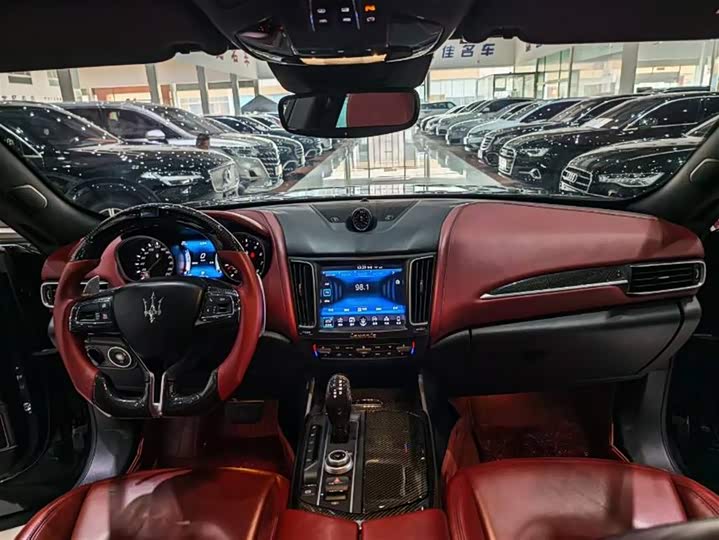 Maserati Levante 2016 3.0 T Standard — фото 6