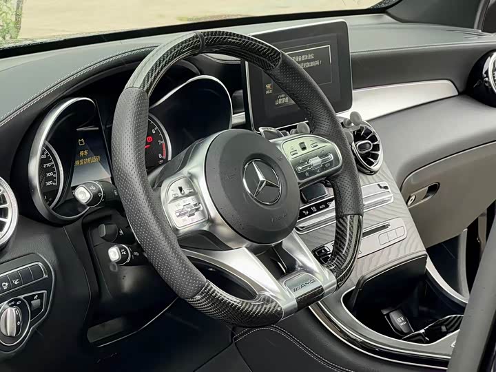 Mercedes-Benz GLC 2018 AMG GLC 63 4 MATIC+ SUV — фото 16