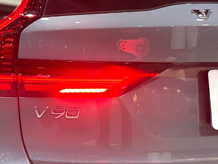 Volvo V90 2022 Cross Country B 5 AWD — фото 19
