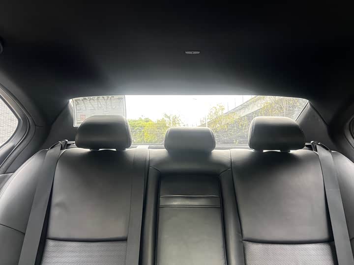 Infiniti Q50L 2015 2.0 T — фото 57
