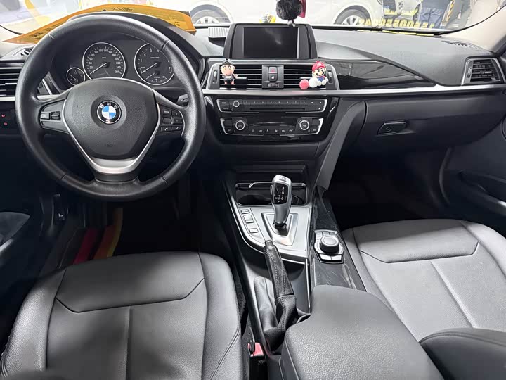 BMW 3-Series 2016 320 Li — фото 12