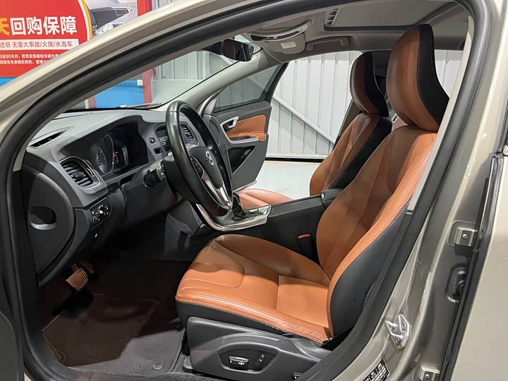 Volvo S60 2015 S 60 L T 5 — фото 4