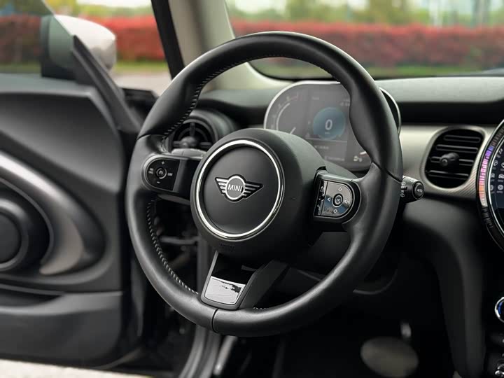 MINI Hatch — фото 15