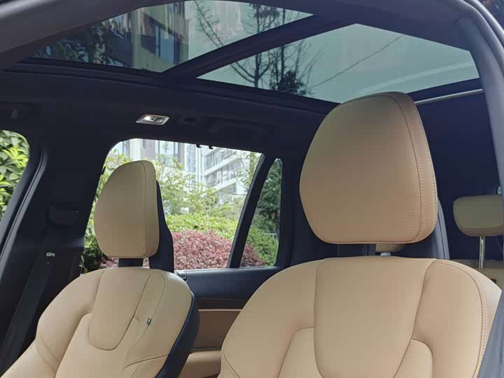 Volvo XC90 2018 T 5 — фото 20