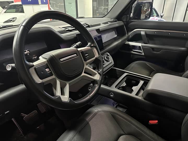 Land Rover Defender — фото 14
