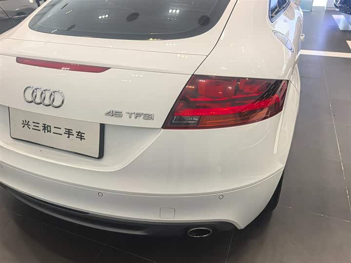 Audi TT 2013 TT Coupe 45 TFSI — фото 10