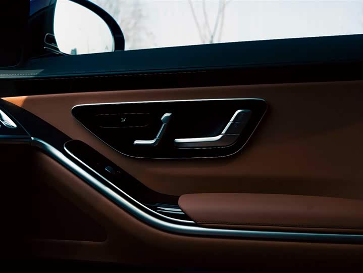 Mercedes-Benz S-Class 2024 S 400 L — фото 11