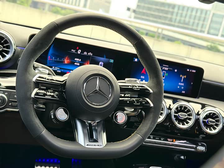 Mercedes-Benz A-Class 2024 AMG A 45 S 4 MATIC+ — фото 8