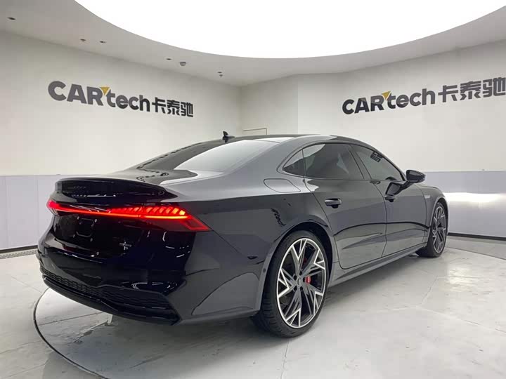 Audi A7L 2023 45 TFSI quattro S-line — фото 6