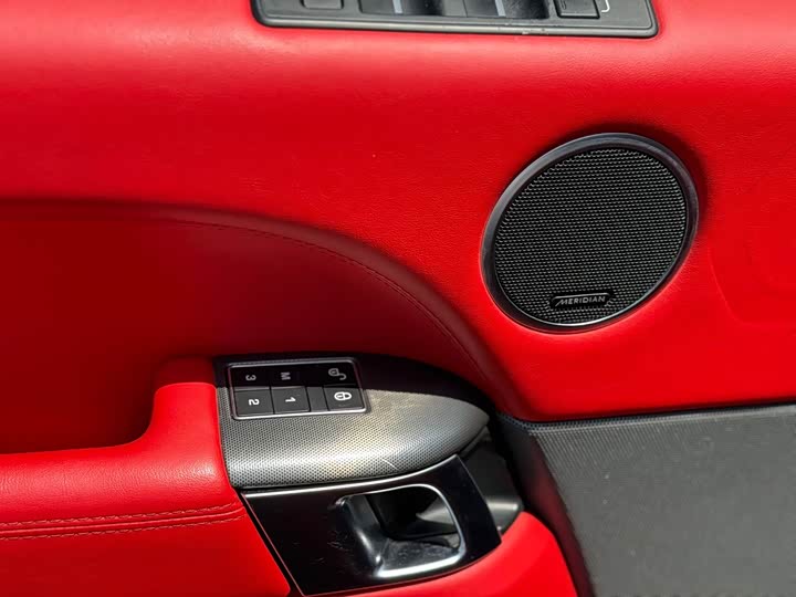 Land Rover Range Rover Sport — фото 10