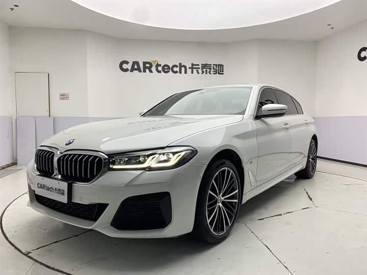 BMW 5-Series 2023 530 Li Leading M — фото 1