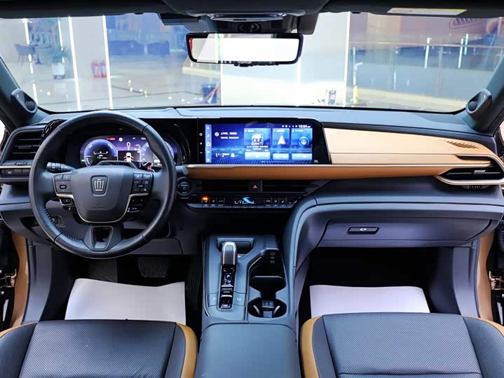 Toyota Sport 2023 2.4 T Sport Cross HEV 4 WD — фото 18