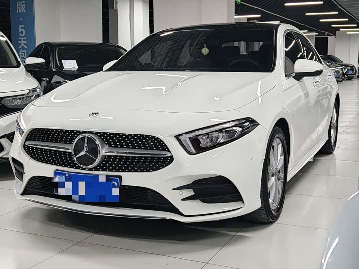 Mercedes-Benz A-Class 2020 A 200 L — фото 1
