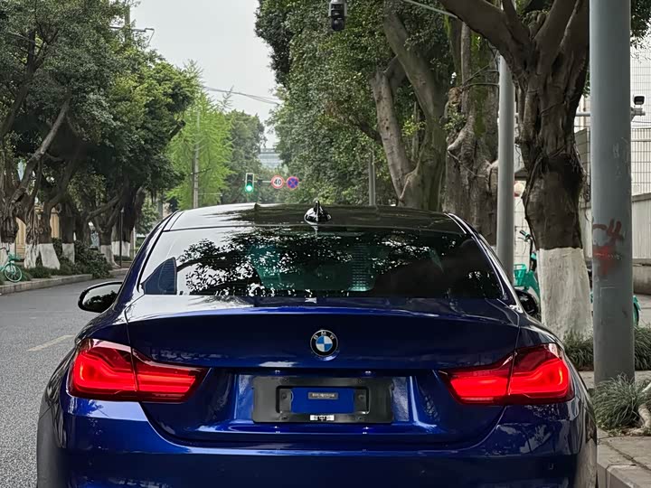 BMW M4 2018 M 4 — фото 20