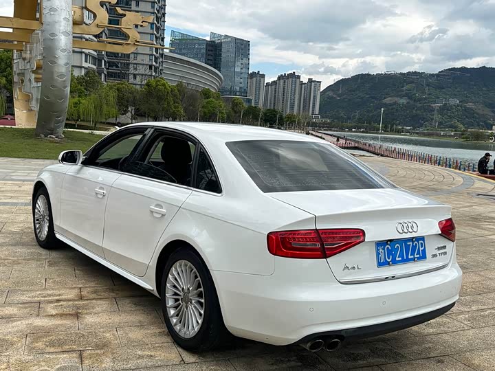 Audi A4L 2015 35 TFSI ATComfort — фото 7
