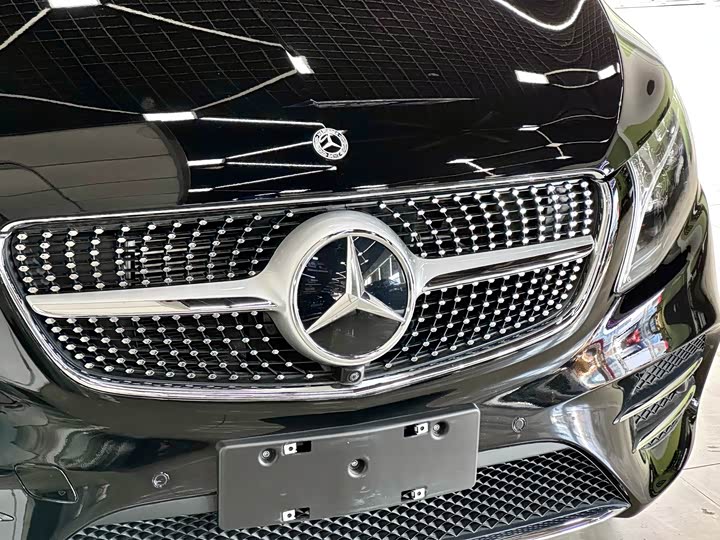 Mercedes-Benz V-Class 2022 V 260 L — фото 3