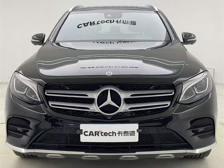 Mercedes-Benz GLC 2018 GLC 260 4 MATIC Luxury — фото 3