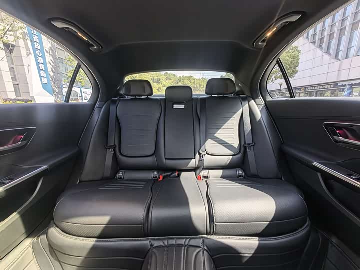 Mercedes-Benz C-Class 2022 C 200 L — фото 13
