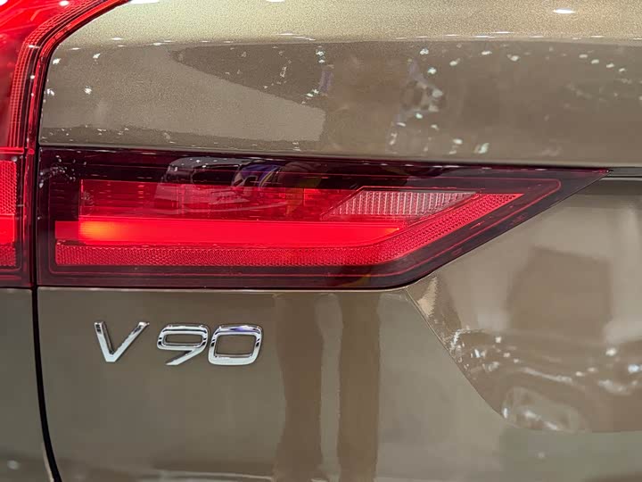 Volvo V90 2017 Cross Country T 5 AWD — фото 14