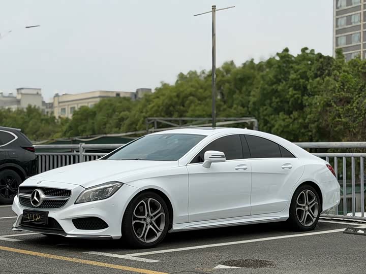 Mercedes-Benz CLS 2016 CLS 260 — фото 10