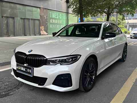 BMW 3-Series 2020 325i M — фото 24