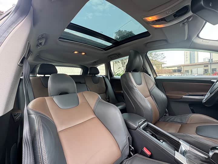 Volvo XC60 2015 T 5 AWD — фото 23