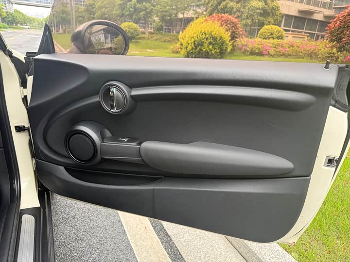 MINI Hatch — фото 11