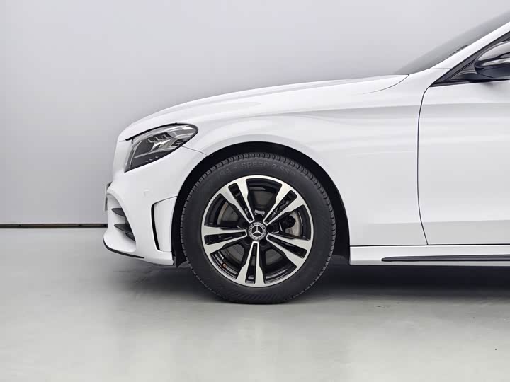 Mercedes-Benz C-Class 2019 C 260 — фото 6