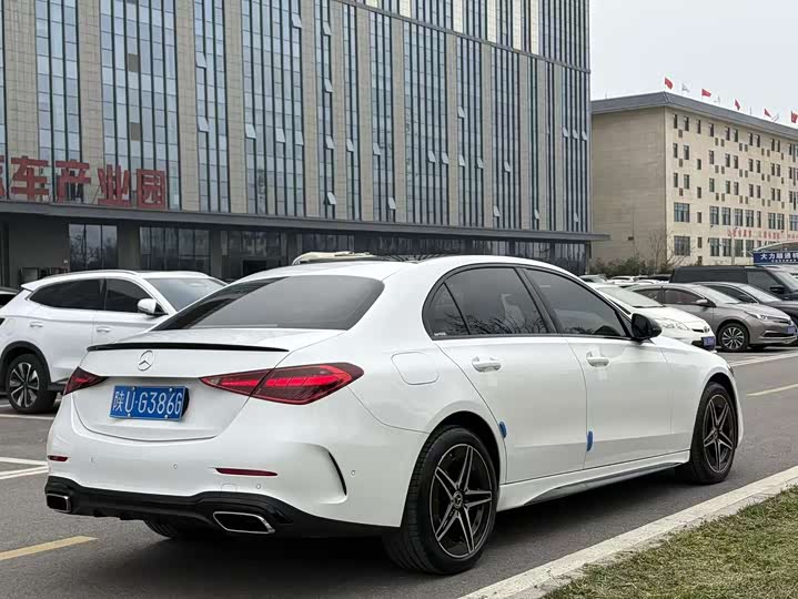 Mercedes-Benz C-Class 2023 C 260 L — фото 13