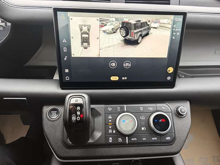 Land Rover Defender — фото 19