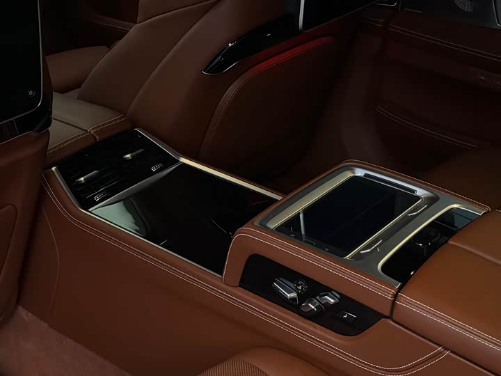 BMW 7-Series 2018 750 Li x Drive M — фото 36