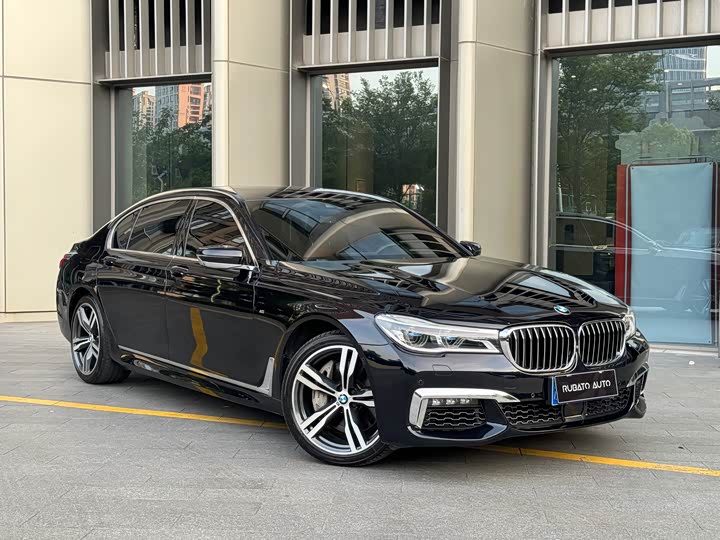 BMW 7-Series 2018 750 Li x Drive M — фото 2
