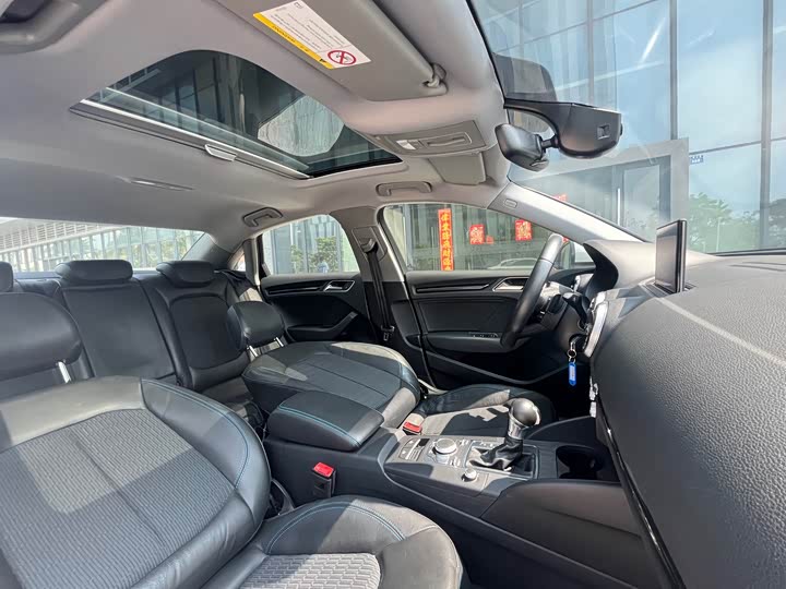 Audi A3 2018 30 Limousine 35 TFSI — фото 14