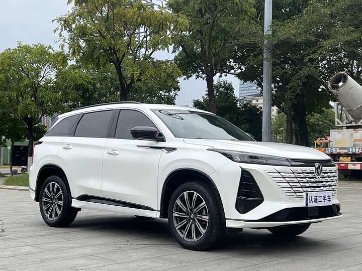 Changan CS75 PLUS 2024 1.5 T — фото 3