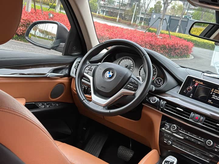 BMW X6 2015 x Drive 35i Luxury — фото 14