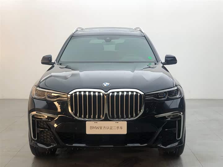 BMW X7 2021 x Drive 40i M — фото 2