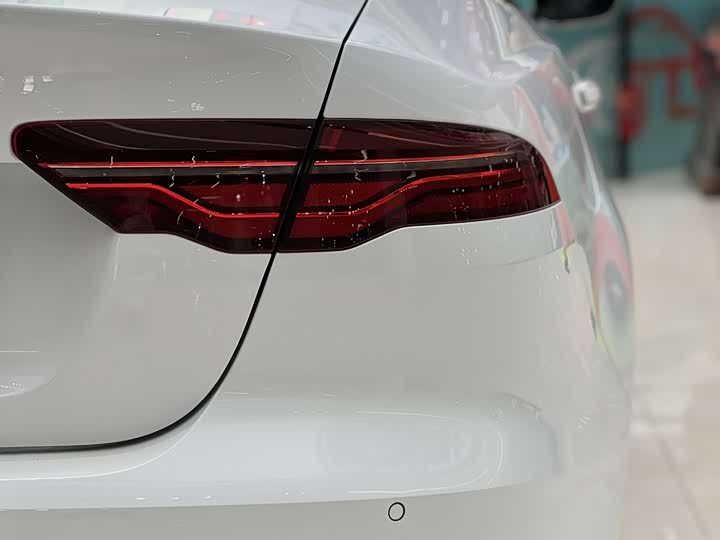 Jaguar XEL 2022 2.0 T 250 PS R-DYNAMIC S — фото 7