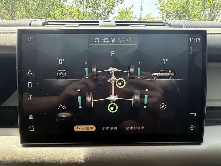 Land Rover Defender — фото 13