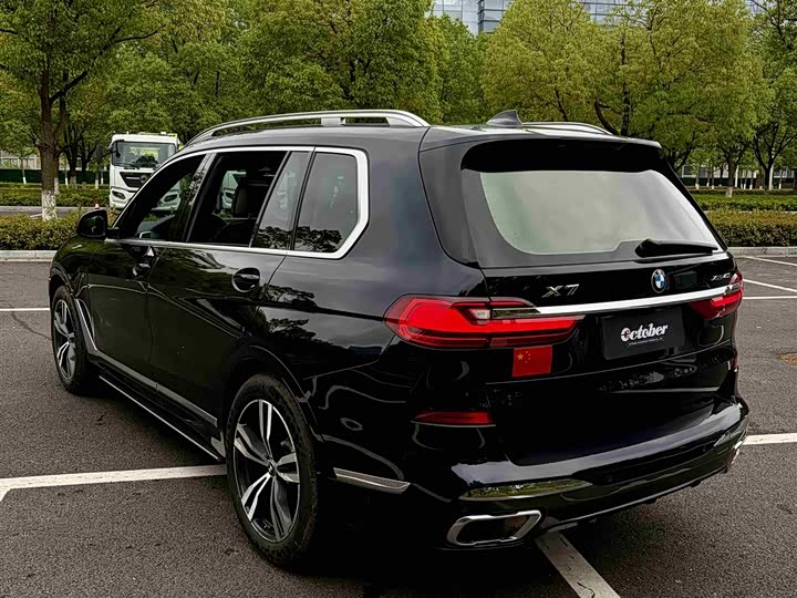 BMW X7 2019 x Drive 40i M — фото 6