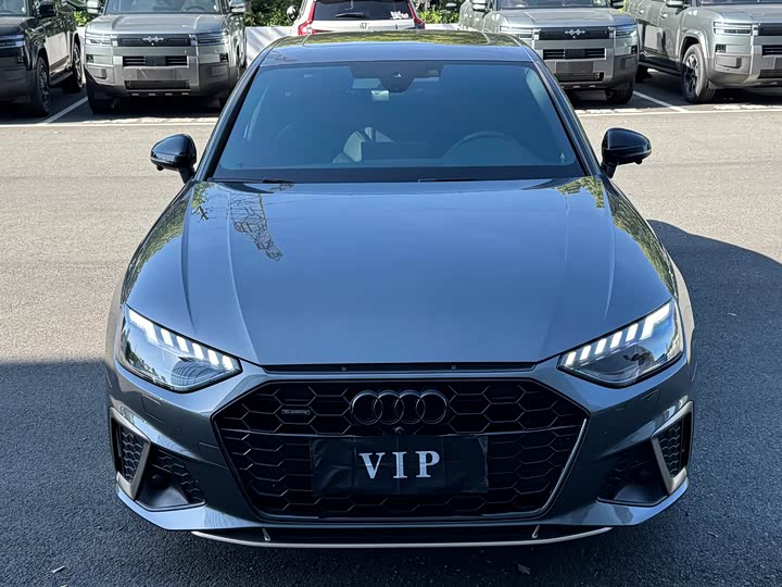 Audi A4L 2024 40 TFSI quattro RS — фото 2