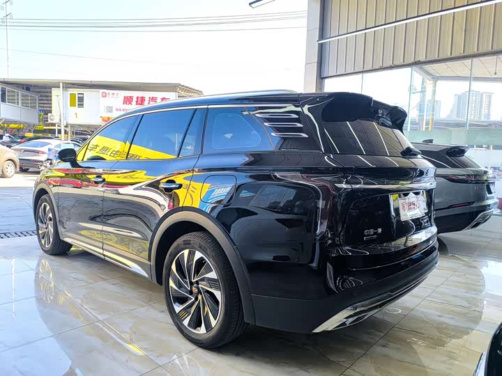 Hongqi HS7 PHEV 2024 2.0 T PHEV 4 WD 6 — фото 10