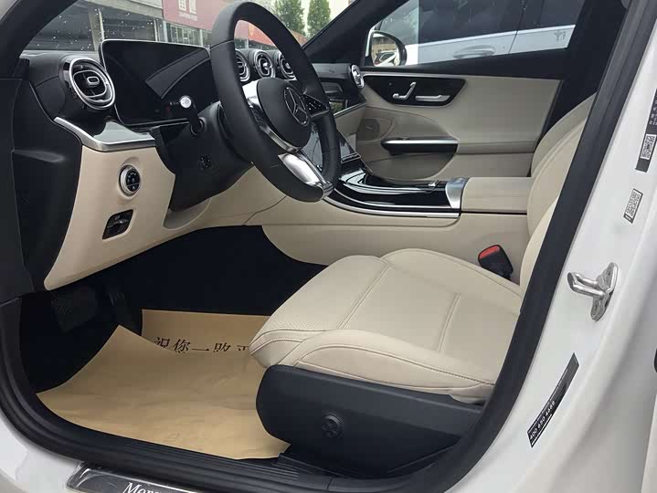 Mercedes-Benz C-Class 2023 C 260 L — фото 3