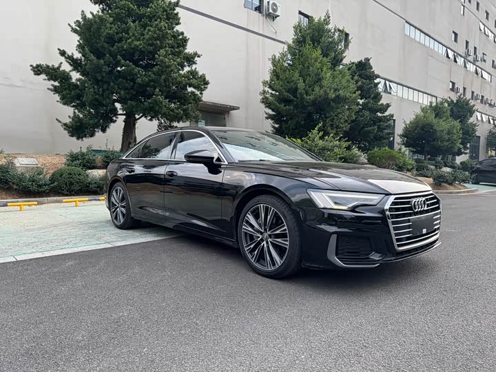 Audi A6L 40 TFSI люкс-динамик — фото 3