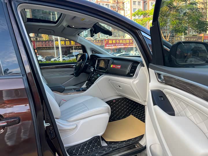 Trumpchi M8 2018 320 T — фото 10