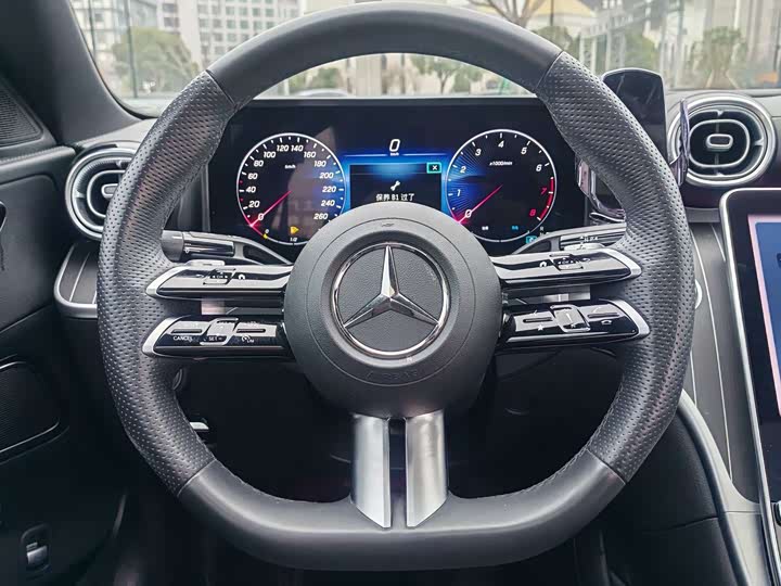 Mercedes-Benz C-Class 2024 C 260 L — фото 6