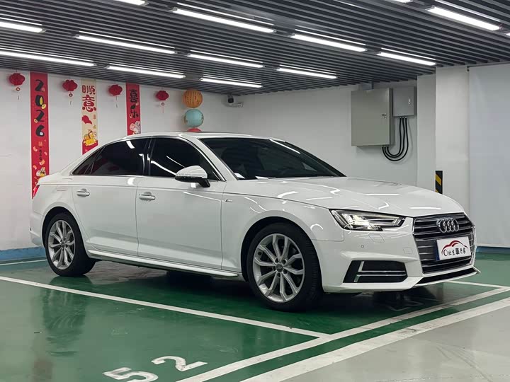 Audi A4L 2018 30 40 TFSI — фото 3