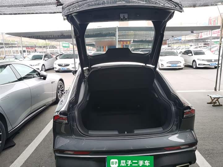 Changan UNI-V 2024 1.5 T Premium — фото 19