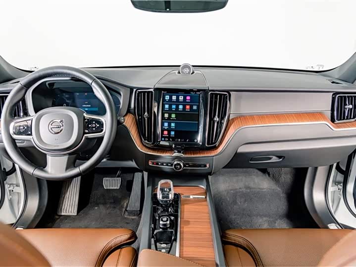 Volvo XC60 Hybrid 2025 Hybrid 4 WD — фото 14