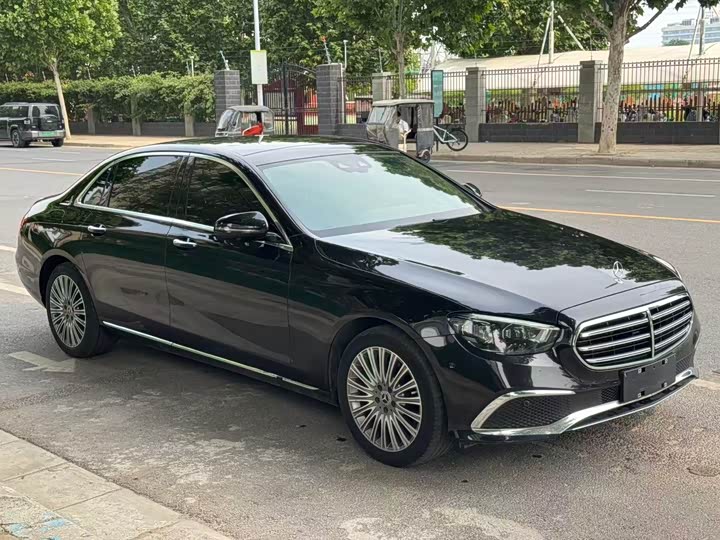Mercedes-Benz E-Class 2021 E 300 L Luxury — фото 3