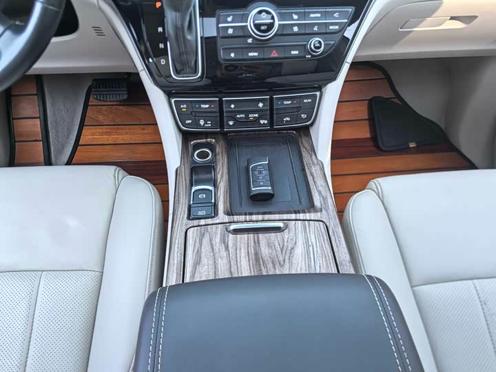 Trumpchi M8 2018 320 T — фото 11